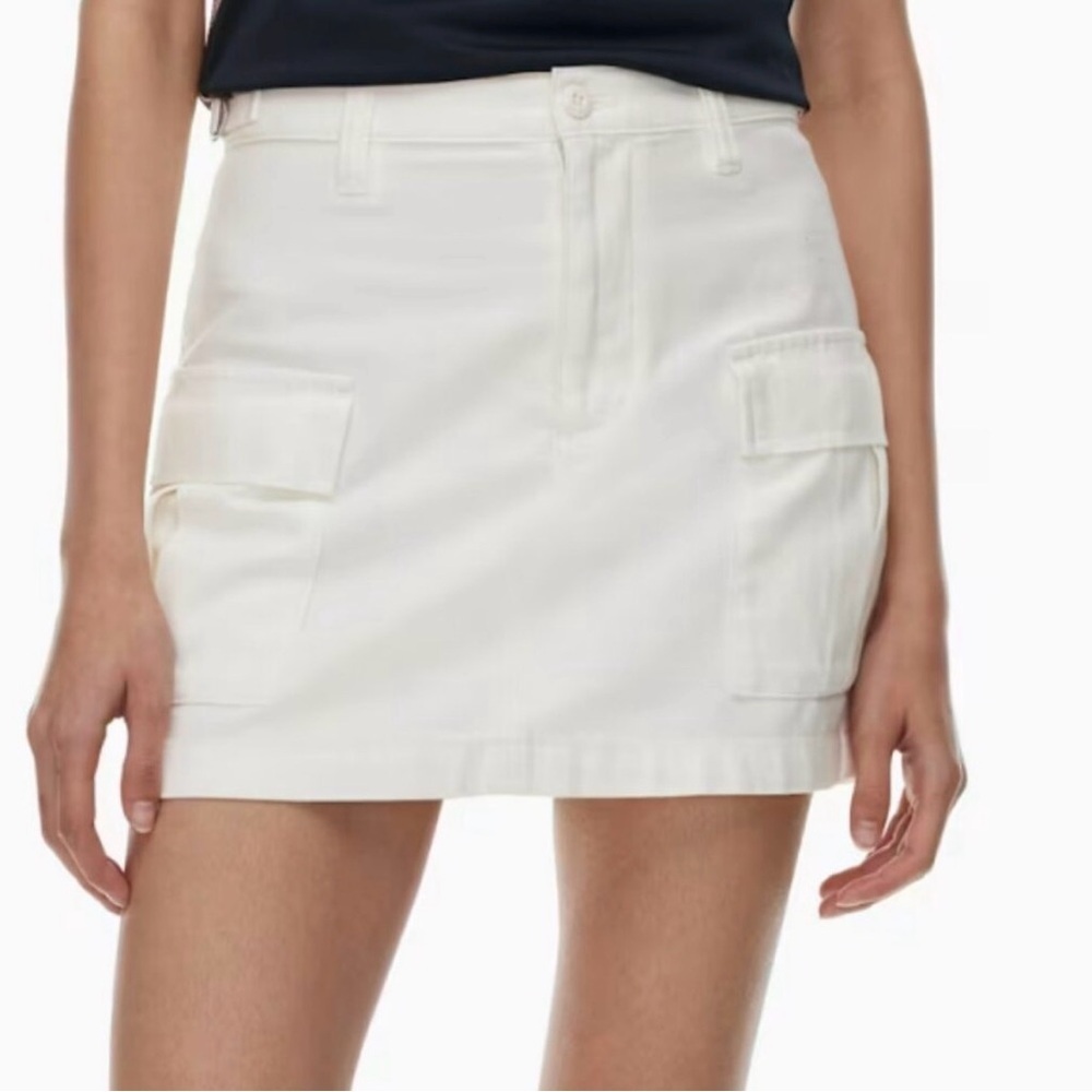 TNA Aritzia Supply Cargo Micro Skirt in white SoftSupply cotton Size 0